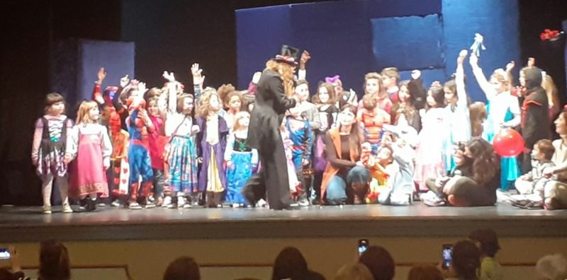 Cremona Sera Tutto Esaurito Per Il Carnevale Dei Piccoli Al Teatro